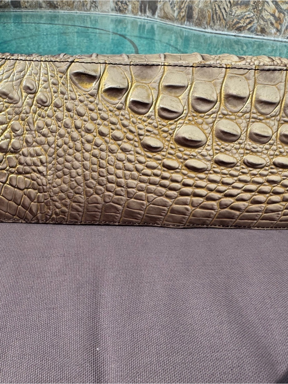 Brahmin Viviani Croc Embossed Leather Satchel Crossbody Brown Cream GUC w/duster - Picture 3 of 15
